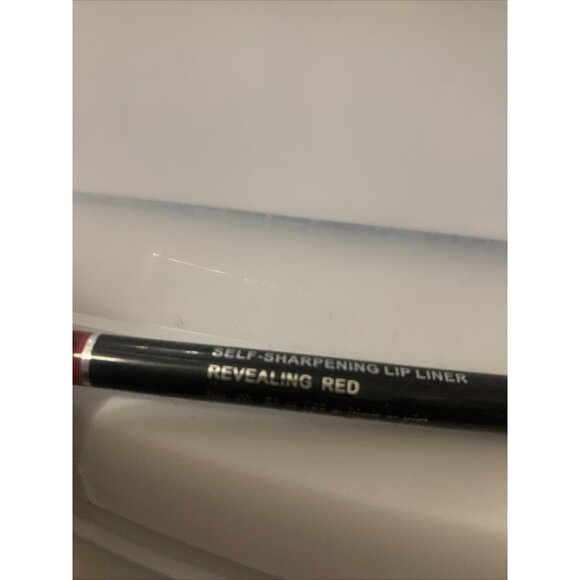 MODELS PREFER LIP LINER PENCIL self-sharpening Backstage Bordeaux .01 oz - Picture 3 of 5